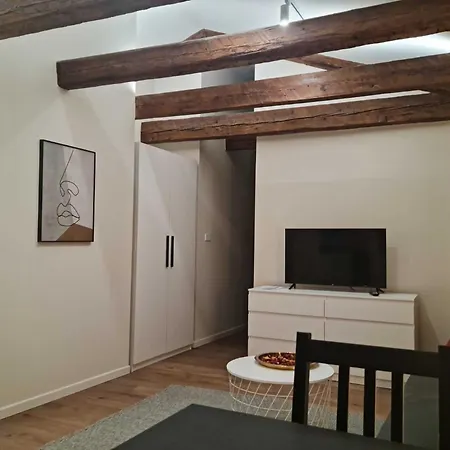 Go 5, In Centro Citta Apartamento *